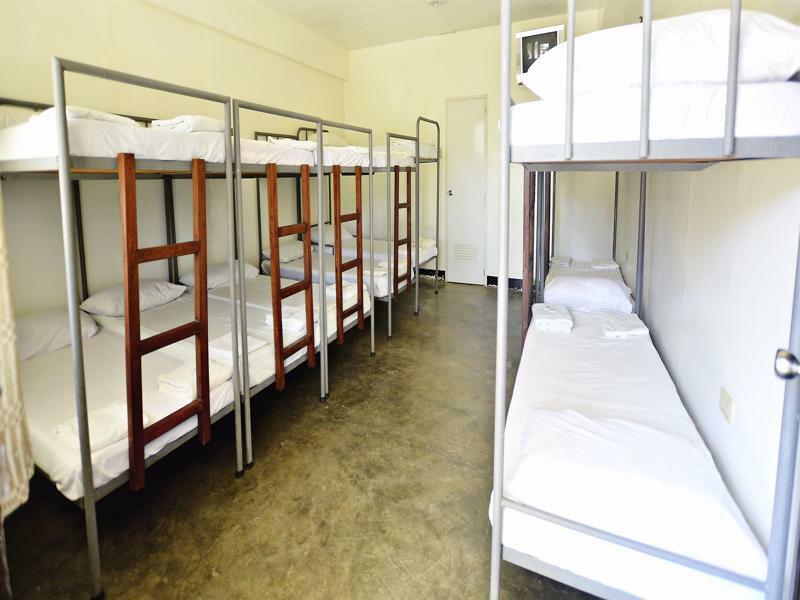 Reddoorz Plus Near Vigan Convention Center Bagian luar foto